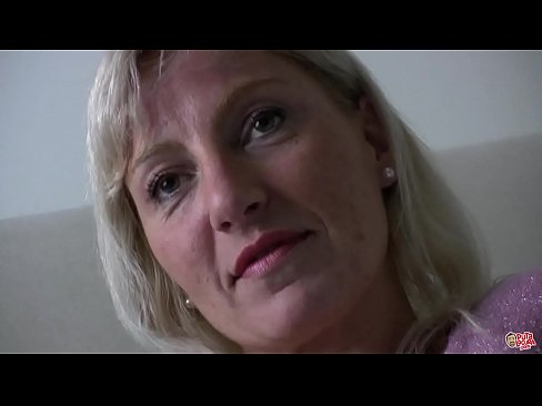 ❤️ D'Mamm, déi mir all gefuckt hunn ... Dame, behuelen Iech! Sexvideo op Porno lb.porn-milf300.ru ❤